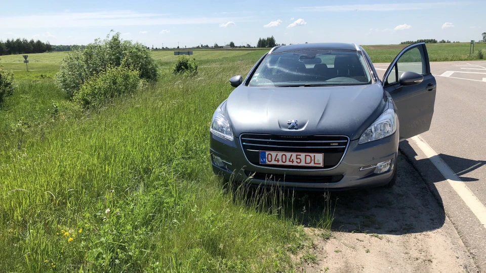 Peugeot 508 SW GrayCar 3