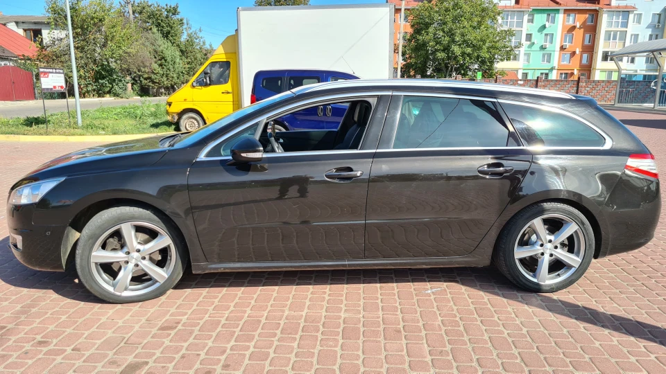 Peugeot 508 SW Guarania 3