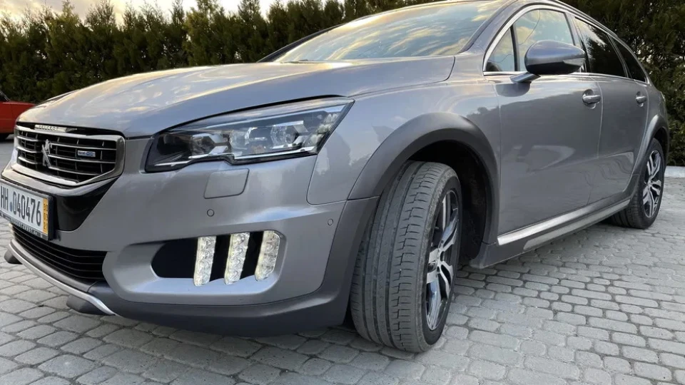 Peugeot 508 SW RXH 4