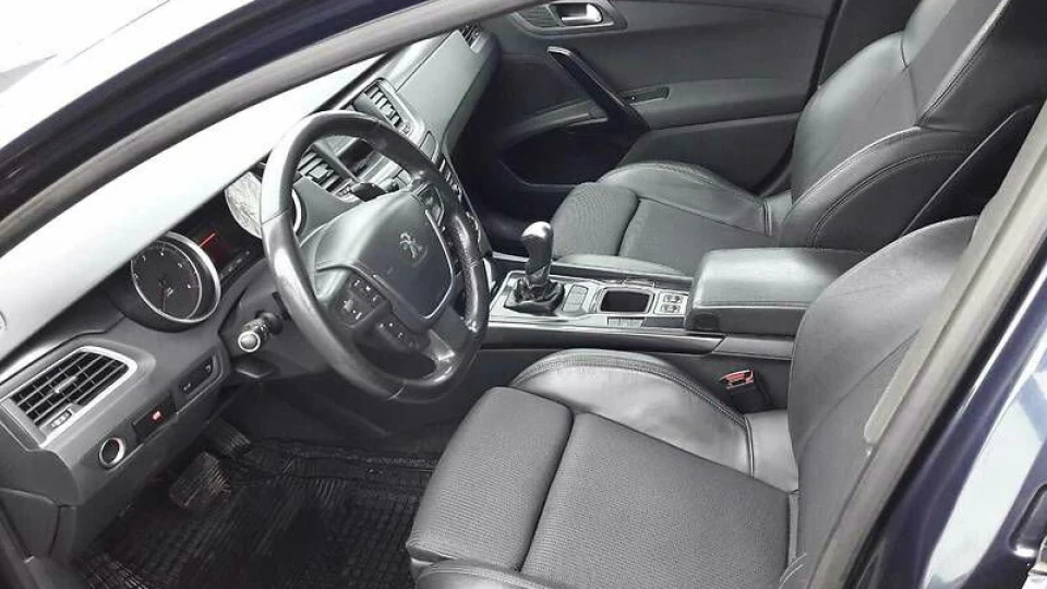 Peugeot 508 1.6hdi синій металік 3