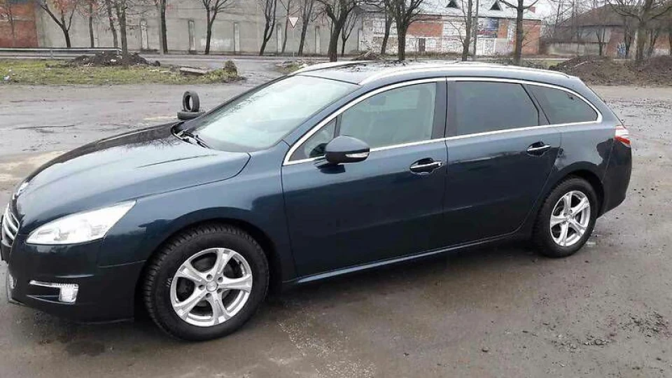 Peugeot 508 1.6hdi синій металік 4