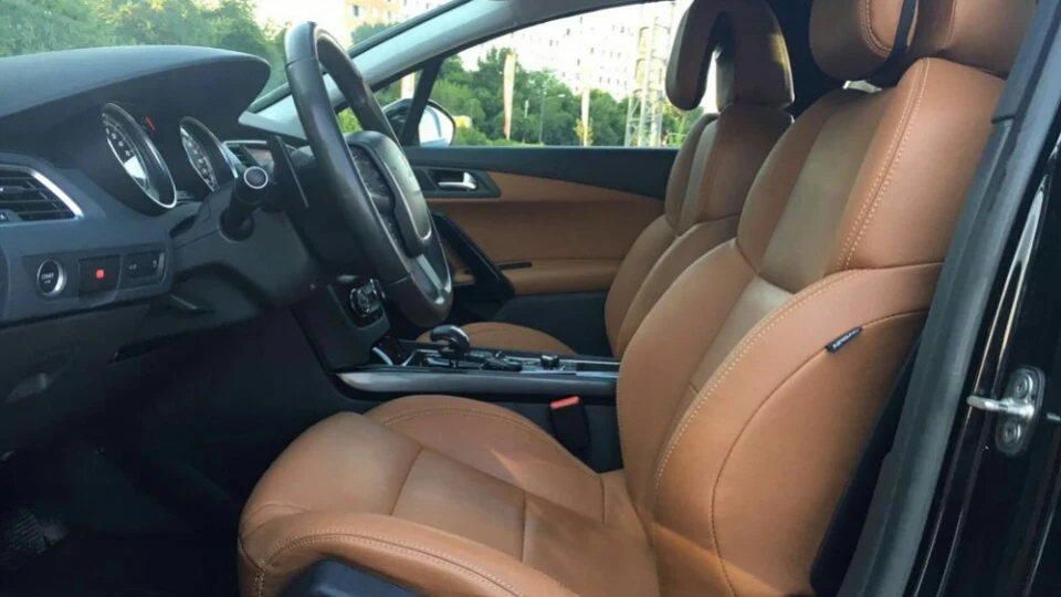 Peugeot 508 2.0 L HDi + Hybrid 3