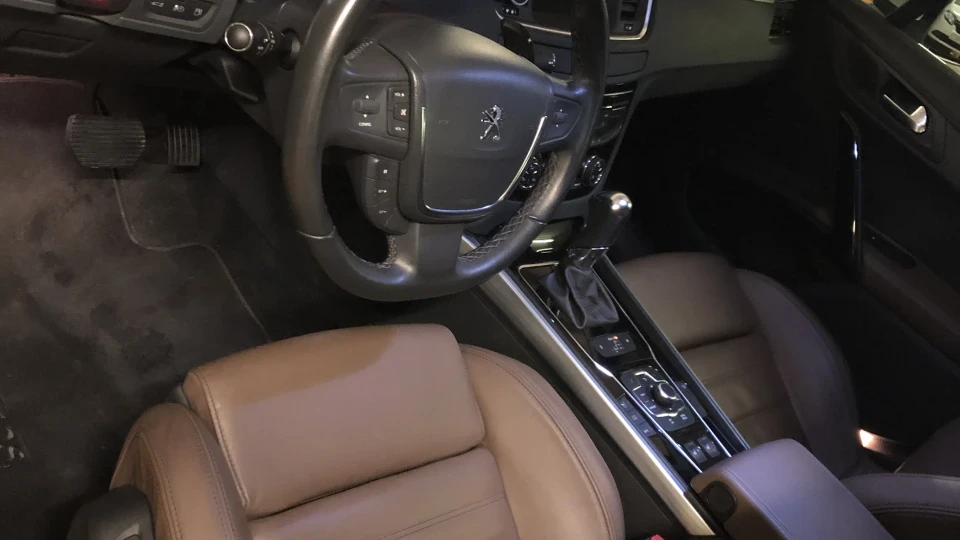 Peugeot 508 2.2 GT 3