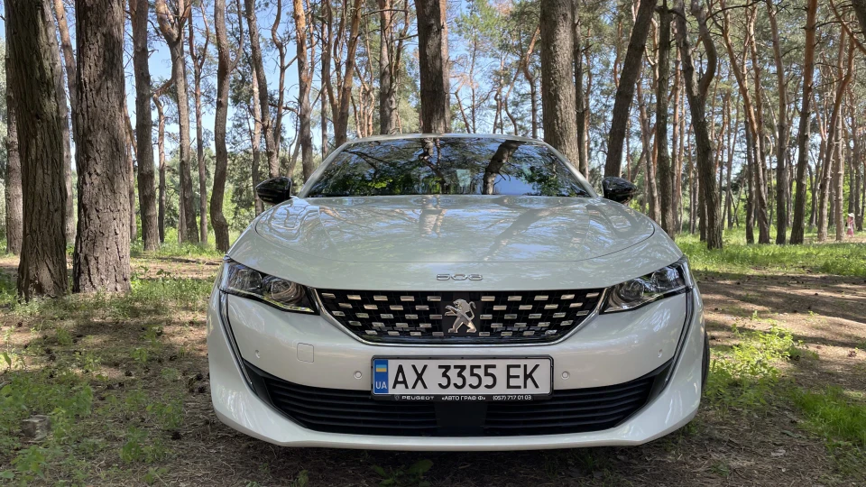 Peugeot 508 GT-Line WHITE PEARL 4