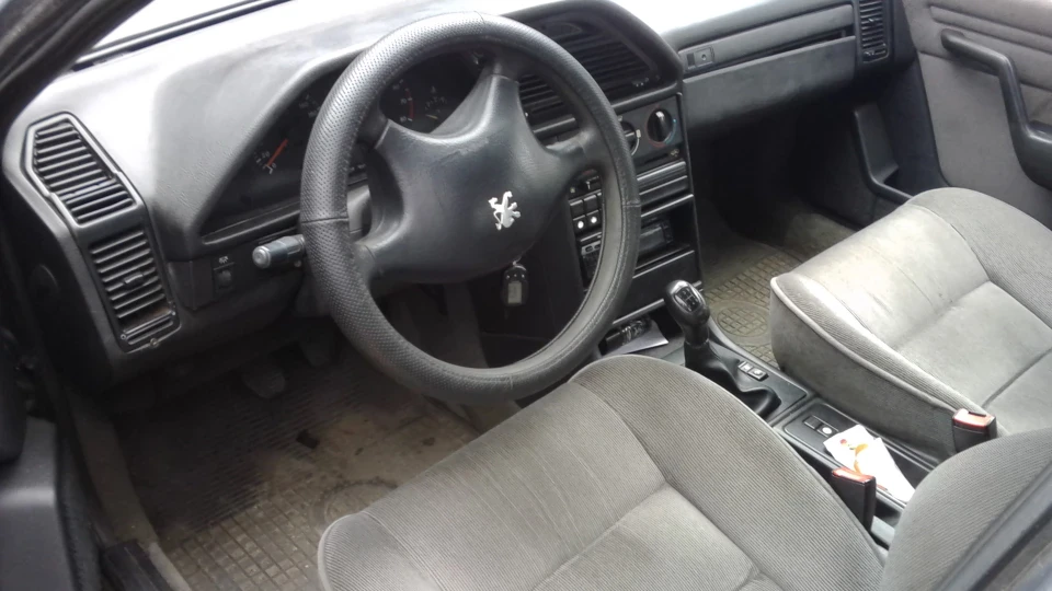 Peugeot 605 2