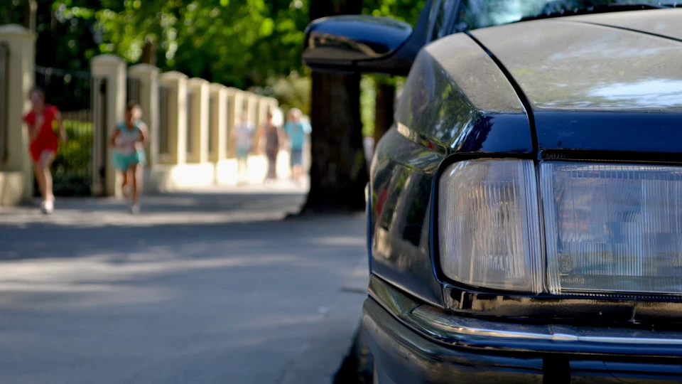 Peugeot 605