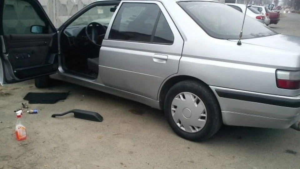 Peugeot 605 5