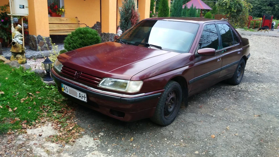 Peugeot 605 2