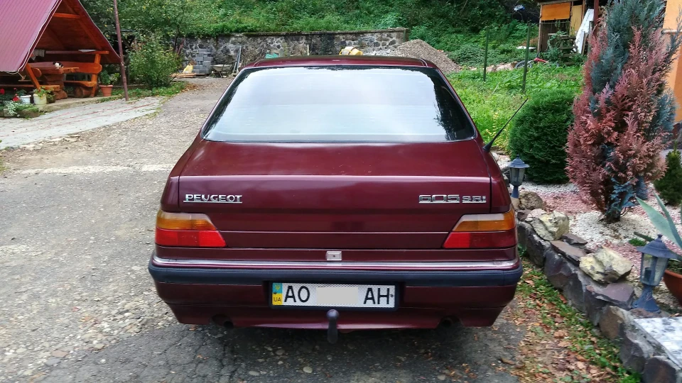 Peugeot 605 4