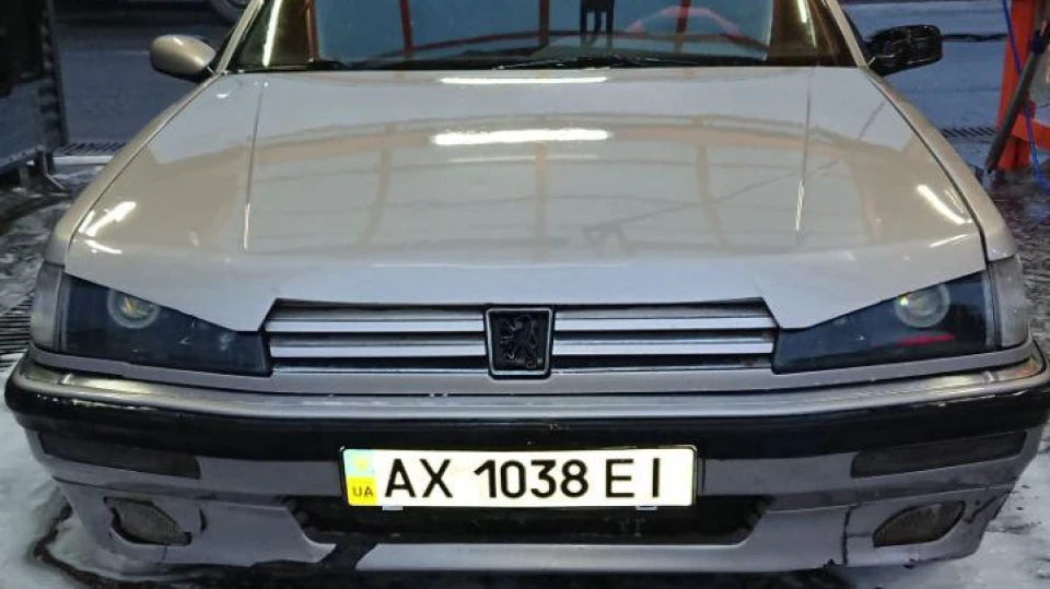 Peugeot 605 2