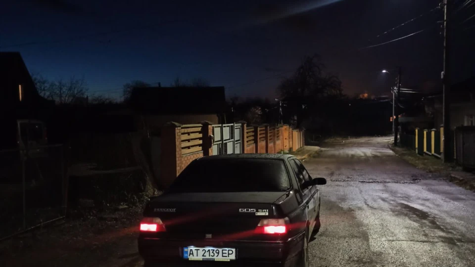 Peugeot 605 2