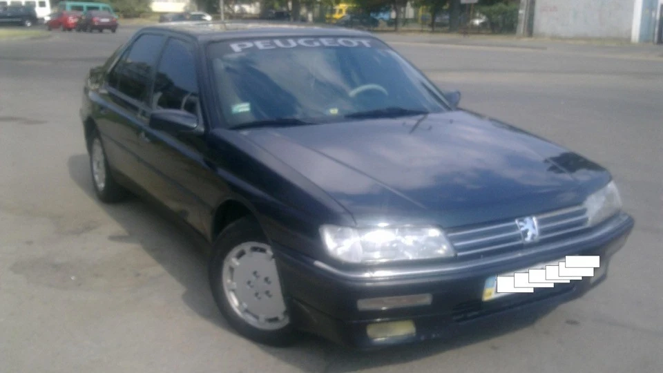 Peugeot 605 2.0 автомат (4) 2