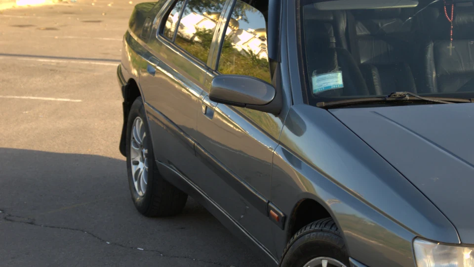 Peugeot 605 2.0 i 2