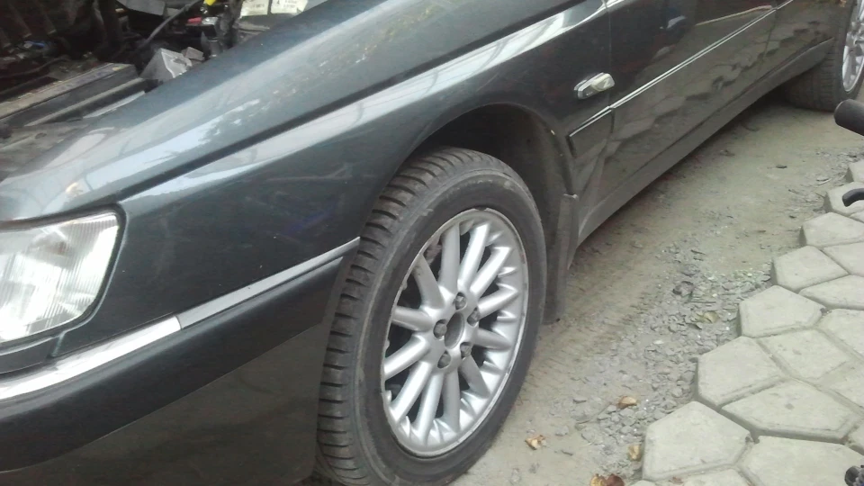 Peugeot 605 2.0 турбо