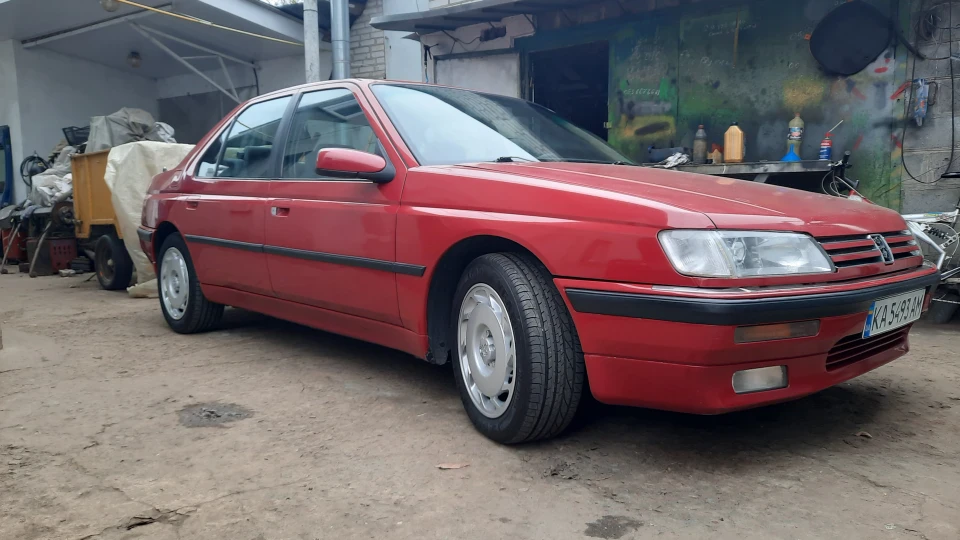 Peugeot 605 2.0i SLi 4