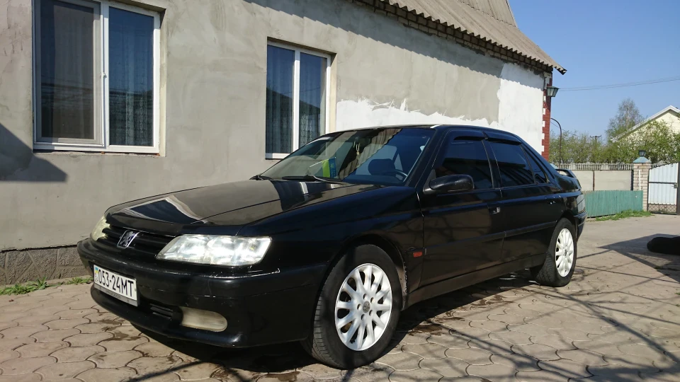 Peugeot 605 2.1 турбо
