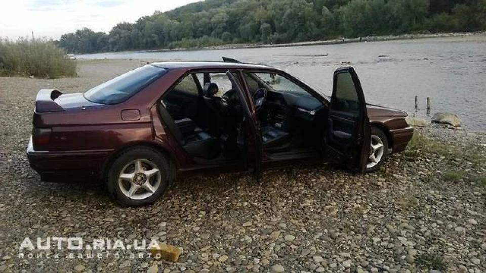 Peugeot 605 3.0 i SR 2