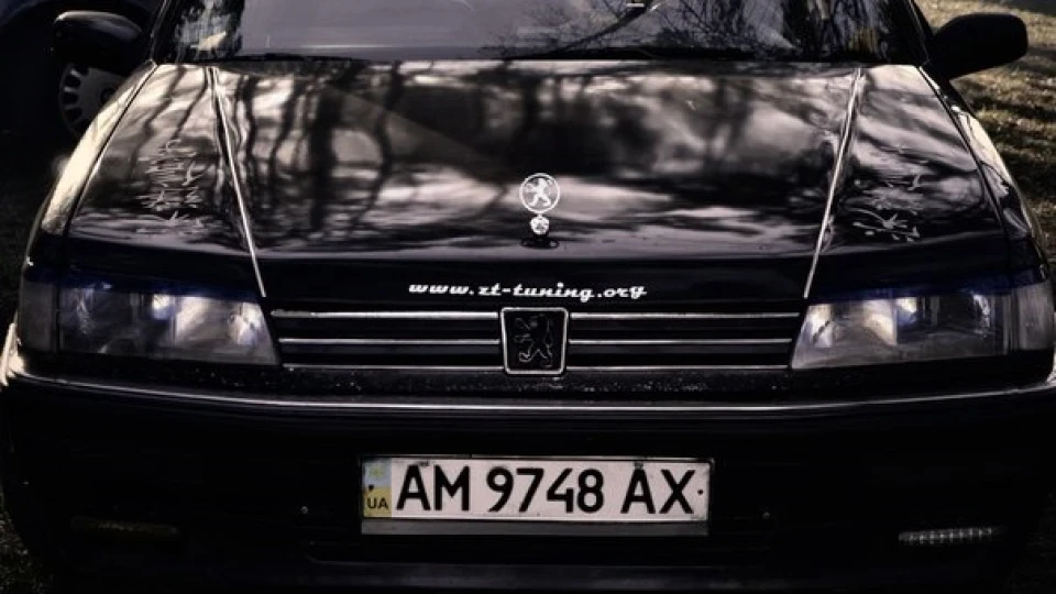 Peugeot 605 3.0 v6 sv 5