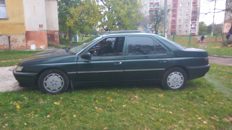 Peugeot 605 3.0 V6