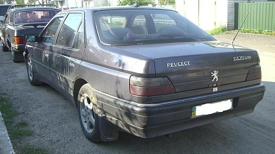 Peugeot 605 2