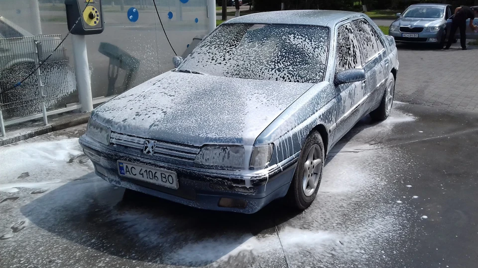 Peugeot 605 Blue limited 3