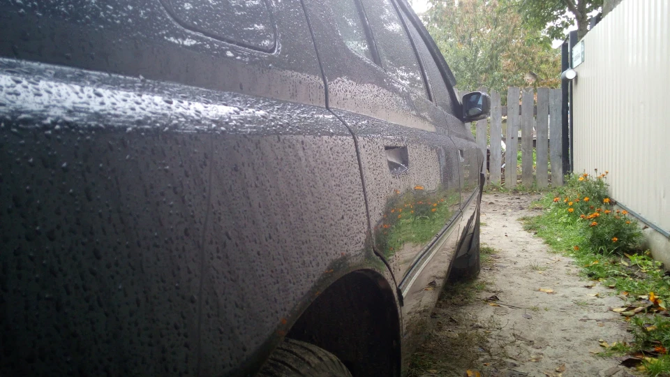 Peugeot 605 Black Boat 4