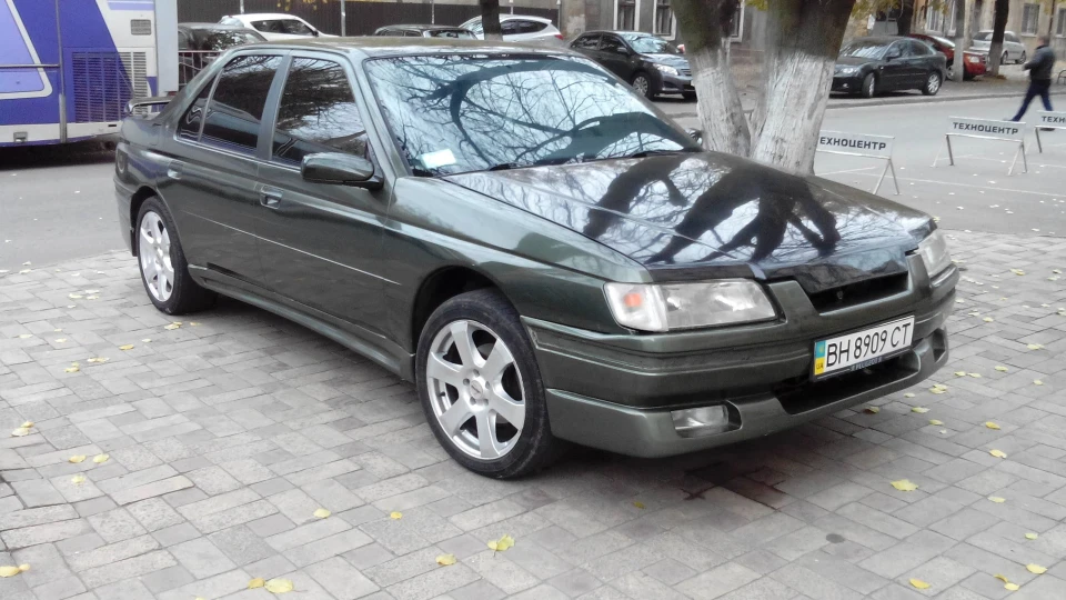 Peugeot 605 Full