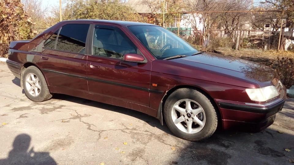 Peugeot 605 Гранатовий металік 5