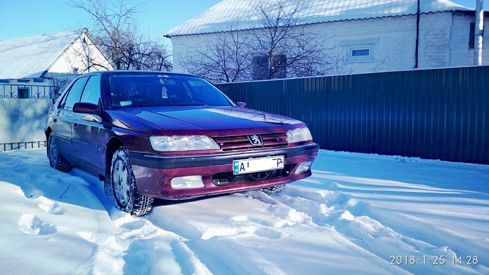 Peugeot 605 червоний,2.0,8кл.вже 16