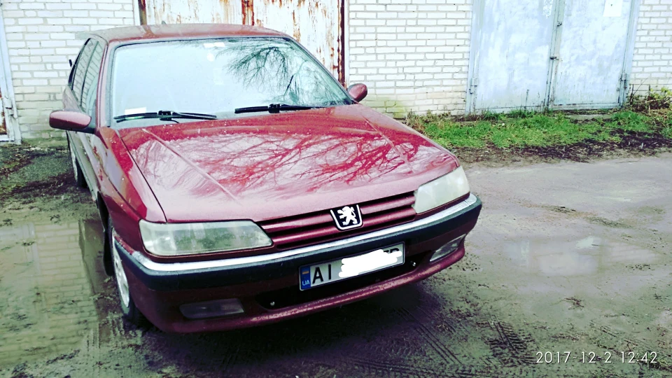 Peugeot 605 червоний,2.0,8кл.вже 16 4