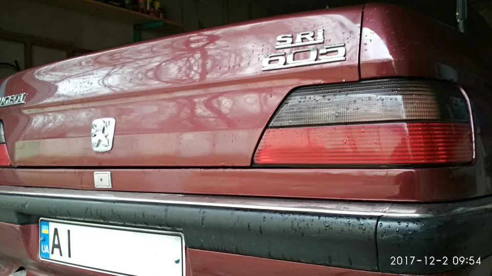 Peugeot 605 червоний,2.0,8кл.вже 16 5