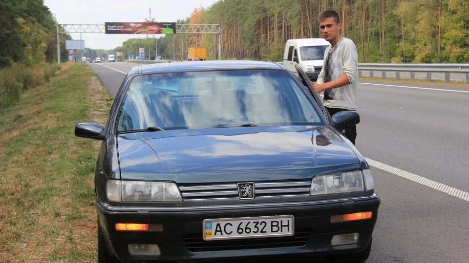 Peugeot 605 SV 24 2