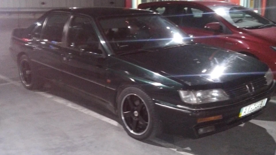 Peugeot 605 SV 4