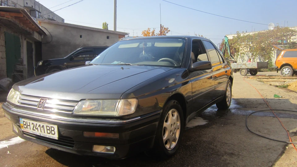 Peugeot 605 sv3.0 2