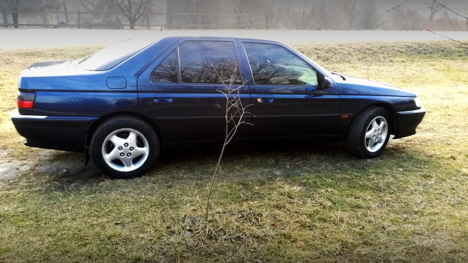 Peugeot 605 v6