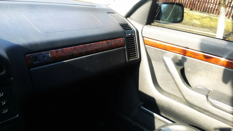 Peugeot 605 v6 3