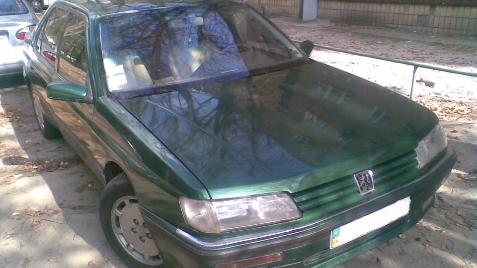 Peugeot 605 Zelenka 2