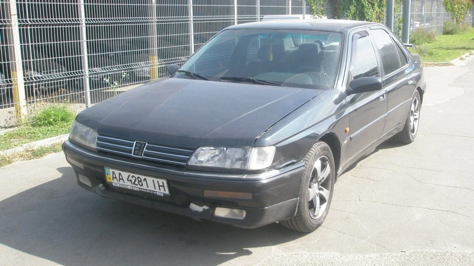 Peugeot 605 Зелений металік
