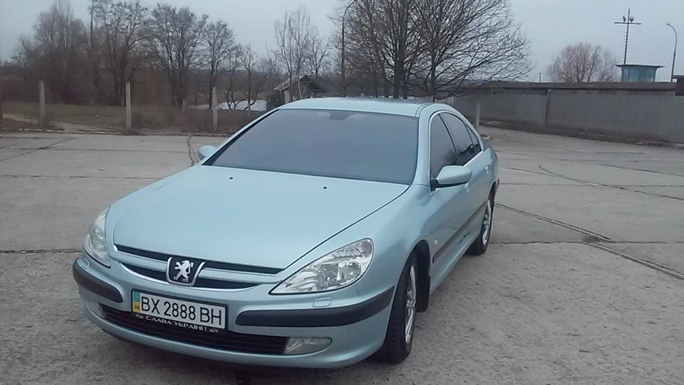 Peugeot 607