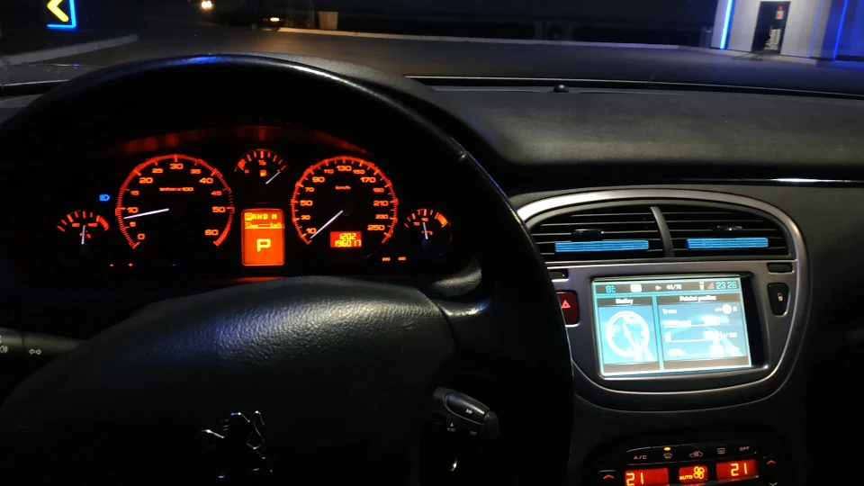 Peugeot 607 2.7 BiTurbo Diesel Power 5