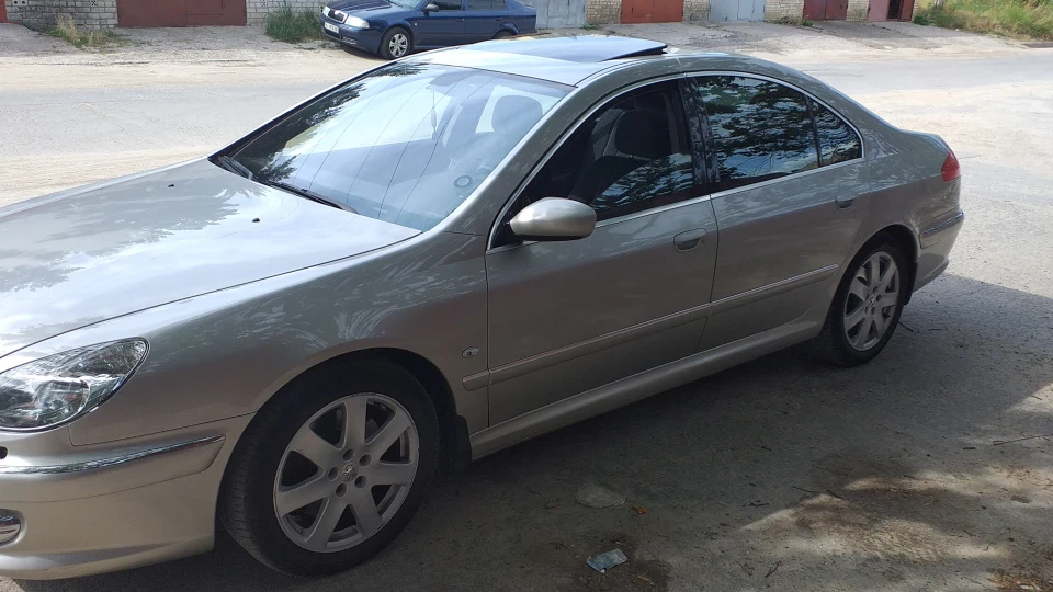 Peugeot 607 3.0 v6 3