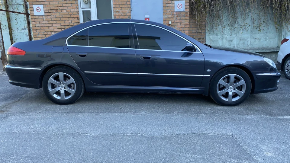 Peugeot 607 3.0 V6