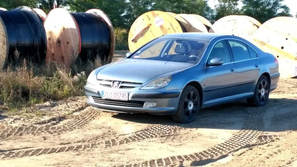 Peugeot 607 Доступний S клас