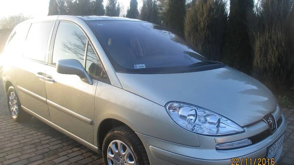 Peugeot 807 2.2 HDI