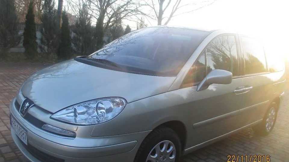 Peugeot 807 2.2 HDI 2