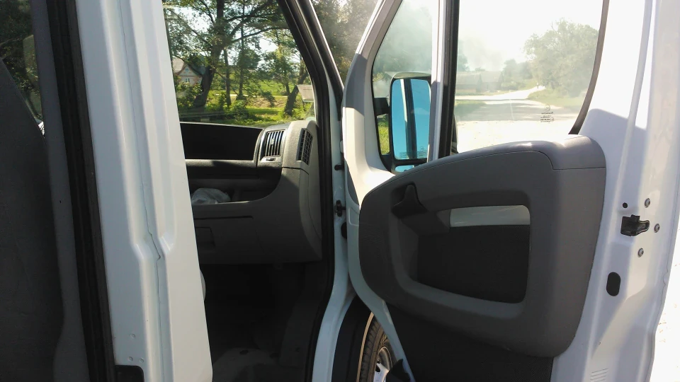 Peugeot Boxer 2.2 турбо дизель 2