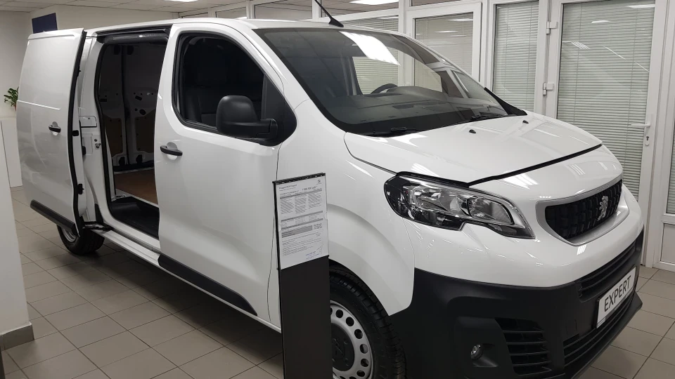 Peugeot Expert 5