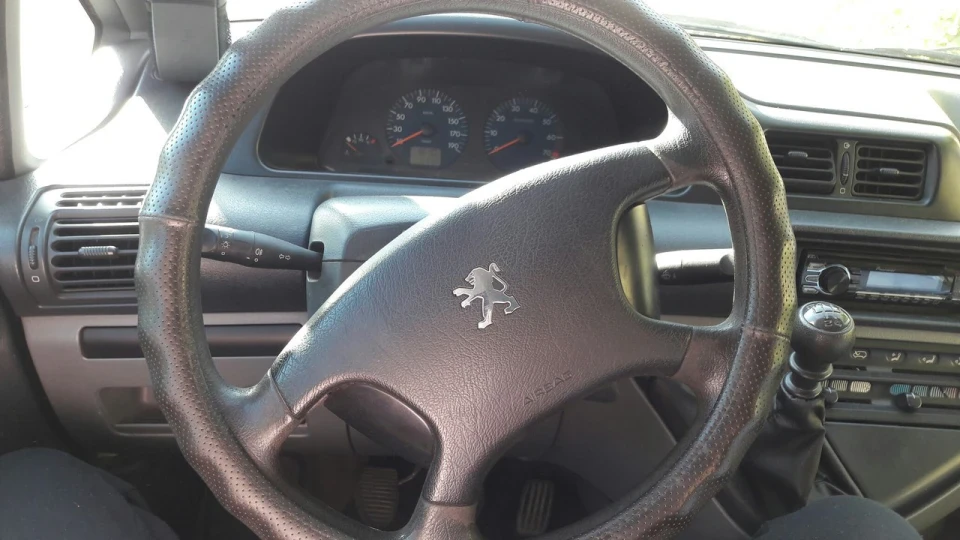 Peugeot Expert 5