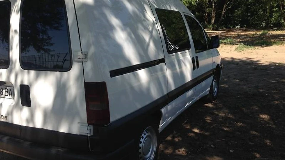 Peugeot Expert 5