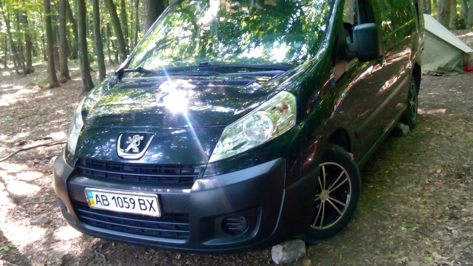 Peugeot Expert 5